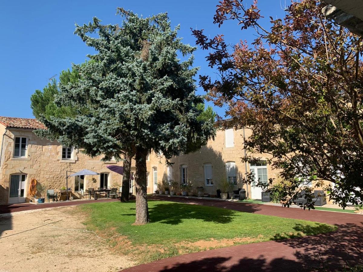Gites Jardin-Darcy - Piscine Au Sel Bois Exterior photo